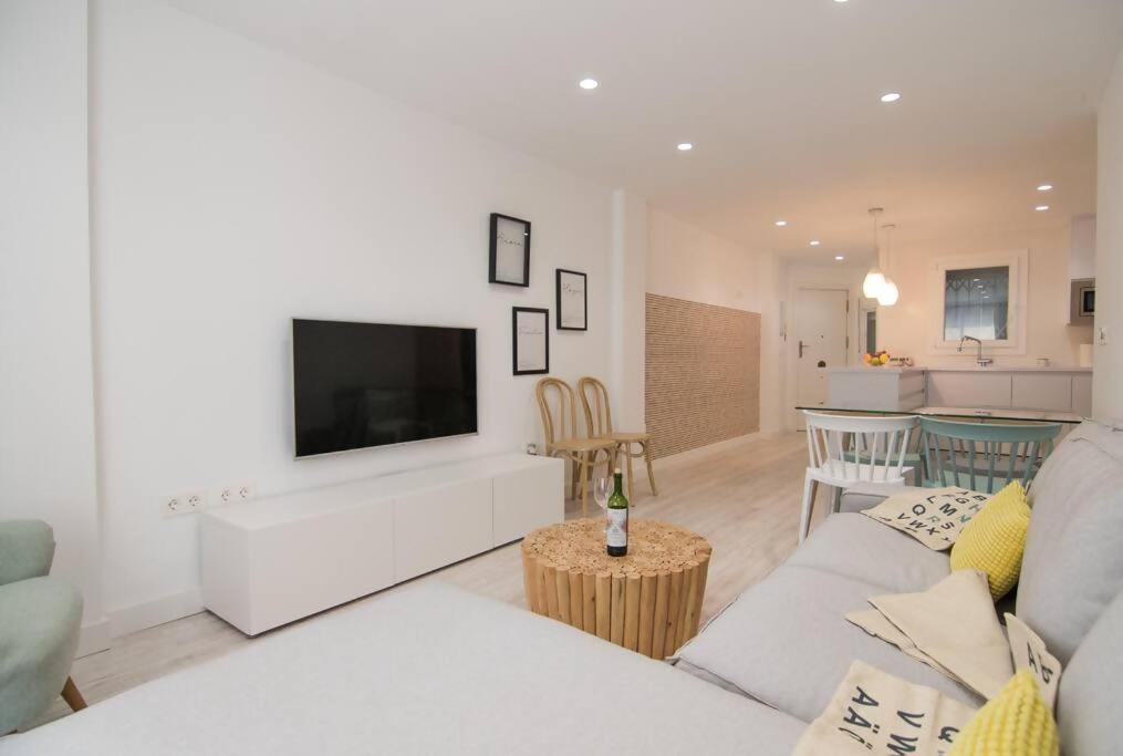 Amplio Y Moderno Apartamento En El Centro Гранада Екстериор снимка